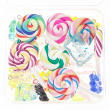 Hanger Mix Polymeer & Resin Sweets (20 - 53 x 11 - 29 mm) Mix Color (32 Stuks)