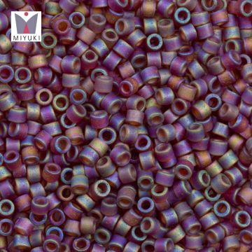 Miyuki Delica Kralen (11/0) Transparent Dark Cranberry AB Matted (2.8 Gram)