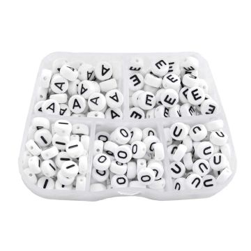 Kralendoos - Letterkralen Klinkers (7 x 4 mm) White-Black (50 kralen per letter) 