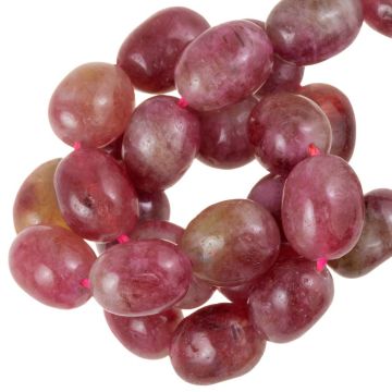 Malaysia Jade Kralen (11- 13  x 9 - 10 x 8.5 - 10 mm) Old Lace (16 stuks)