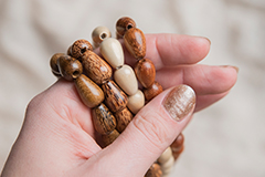 New: Wooden beads in drop shape